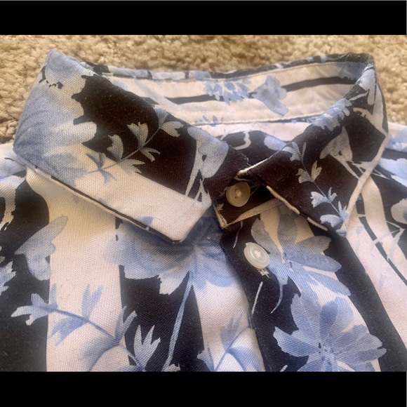 boohooMAN Button Up Shirt Blue Floral - Men’s S - Picture 4 of 7